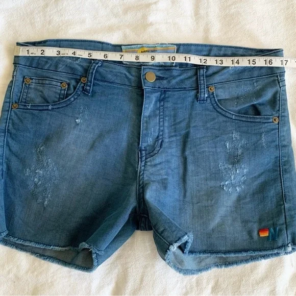 Aviator Nation Denim Jean Cutoff Raw Hem Distressed Shorts Size 29 - Picture 2 of 6
